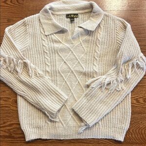 80 Park women’s chunky lightweight Cream Cable Knit Sweater with fridge sleeves